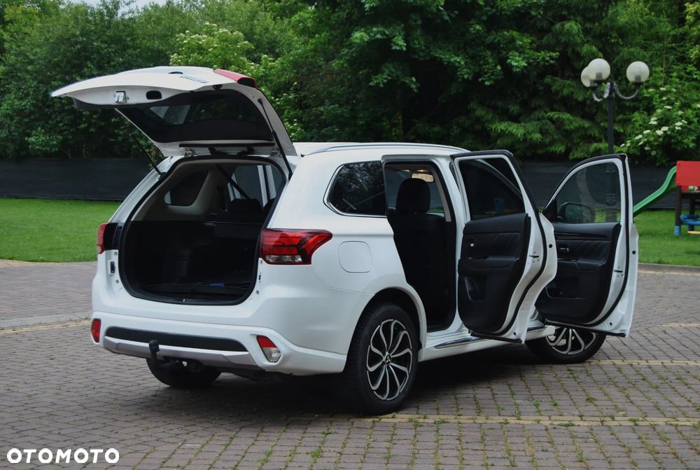 Mitsubishi Outlander - 21