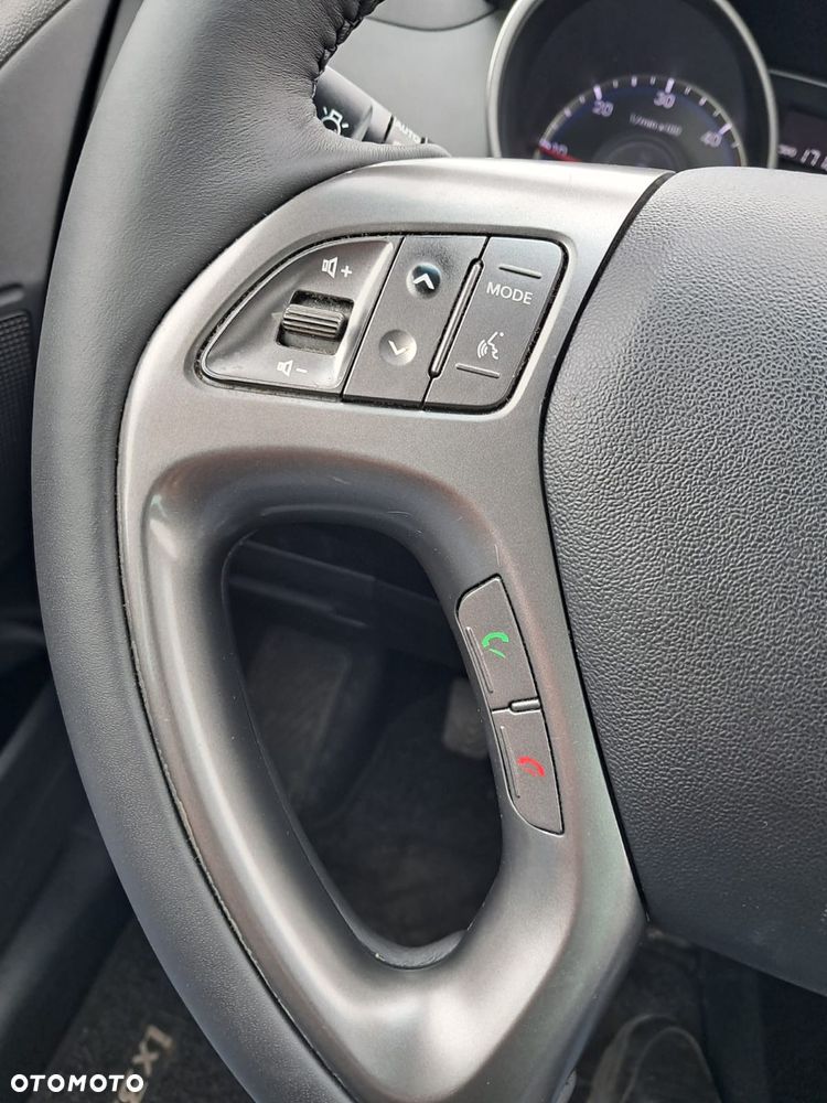 Hyundai ix35 - 16