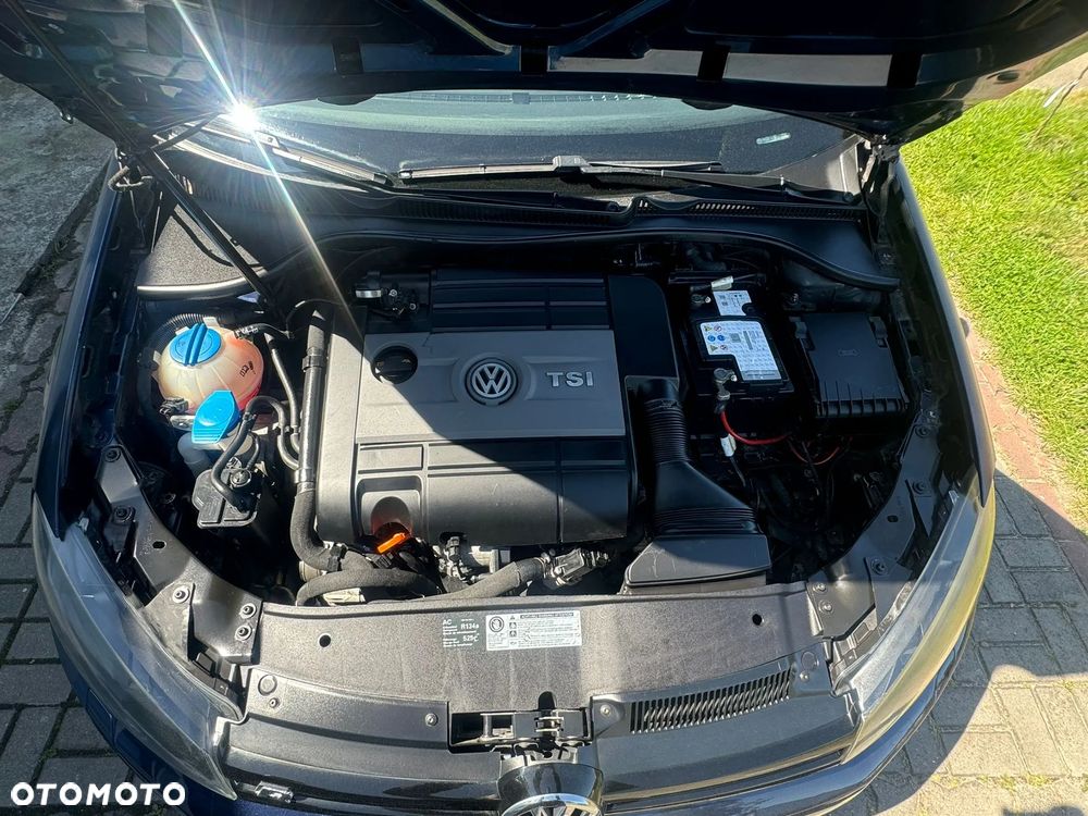 Volkswagen Golf - 22