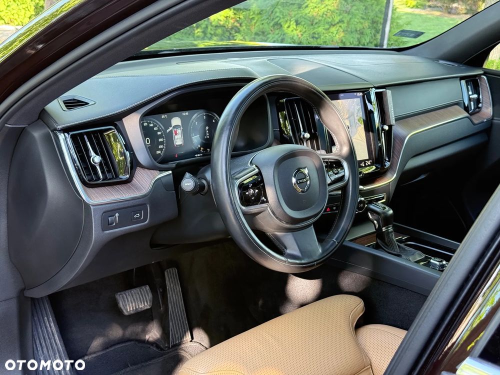 Volvo XC 60 D5 AWD Inscription - 15