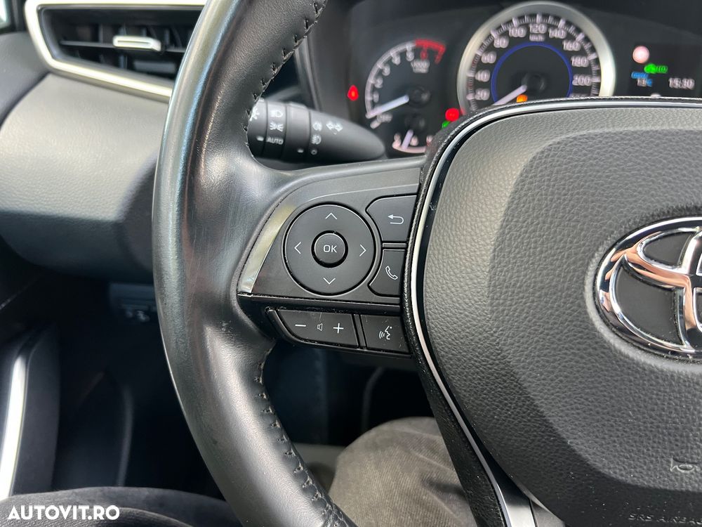 Toyota Corolla 1.8 HSD Dynamic - 18