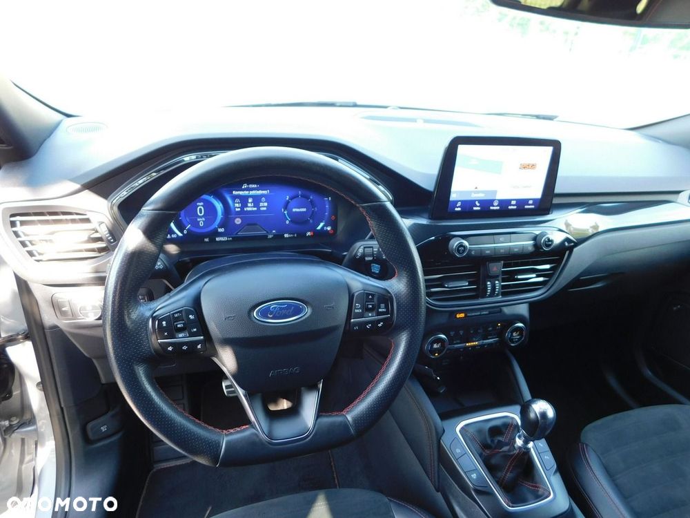Ford Kuga - 15