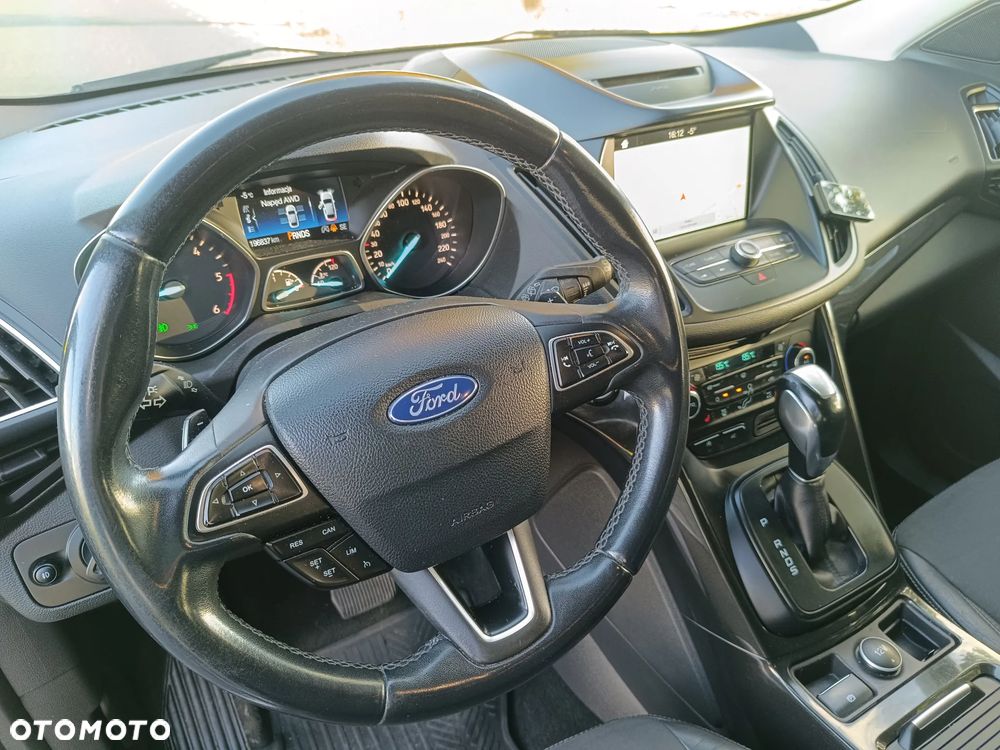 Ford Kuga 2.0 TDCi AWD Titanium - 28