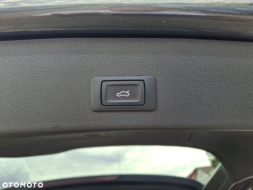 Audi Q5 2.0 TDI quattro S tronic - 17