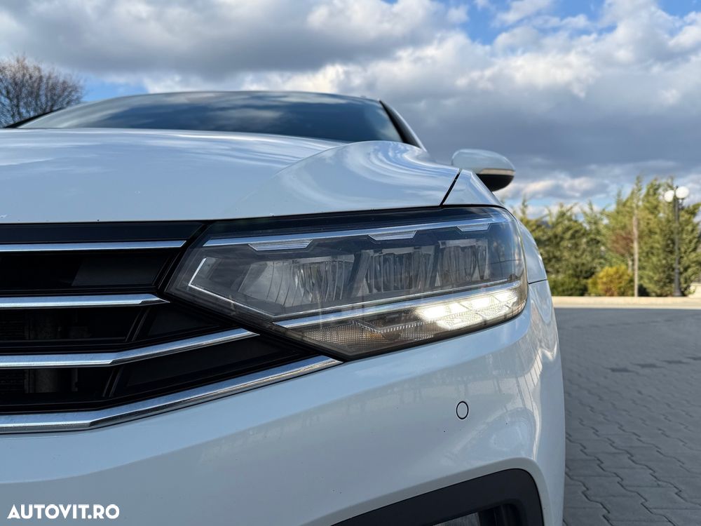 Volkswagen Passat 2.0 TDI SCR DSG Business - 30