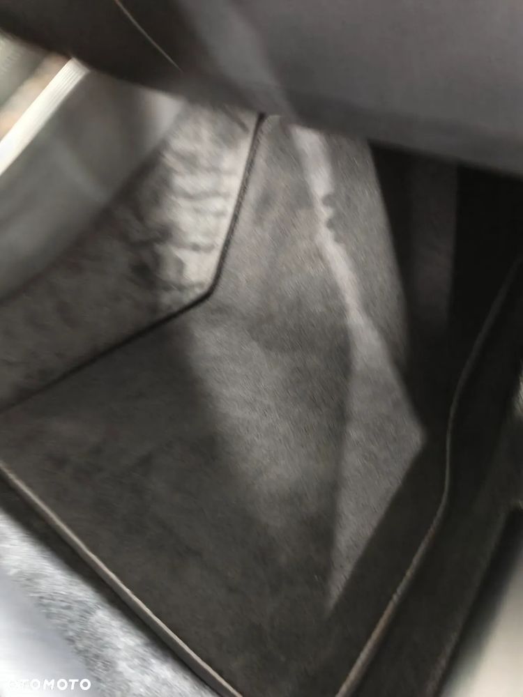 Tesla Model S Long Range AWD - 19