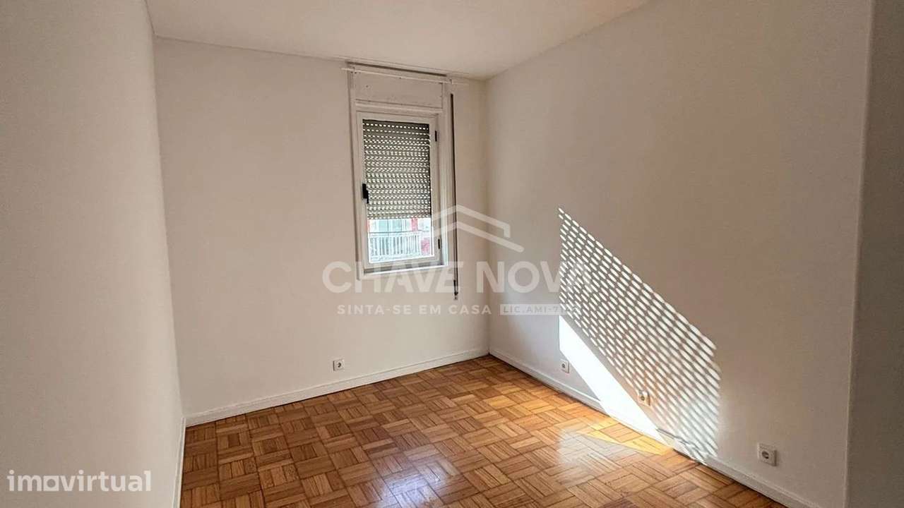 Apartamento T1 Renovado na Rua Antero de Quental, Porto - Grande imagem: 5/7