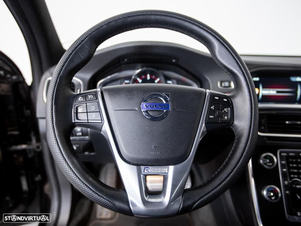 Volvo V60 D6 Twin Engine Geartronic RDesign - 14