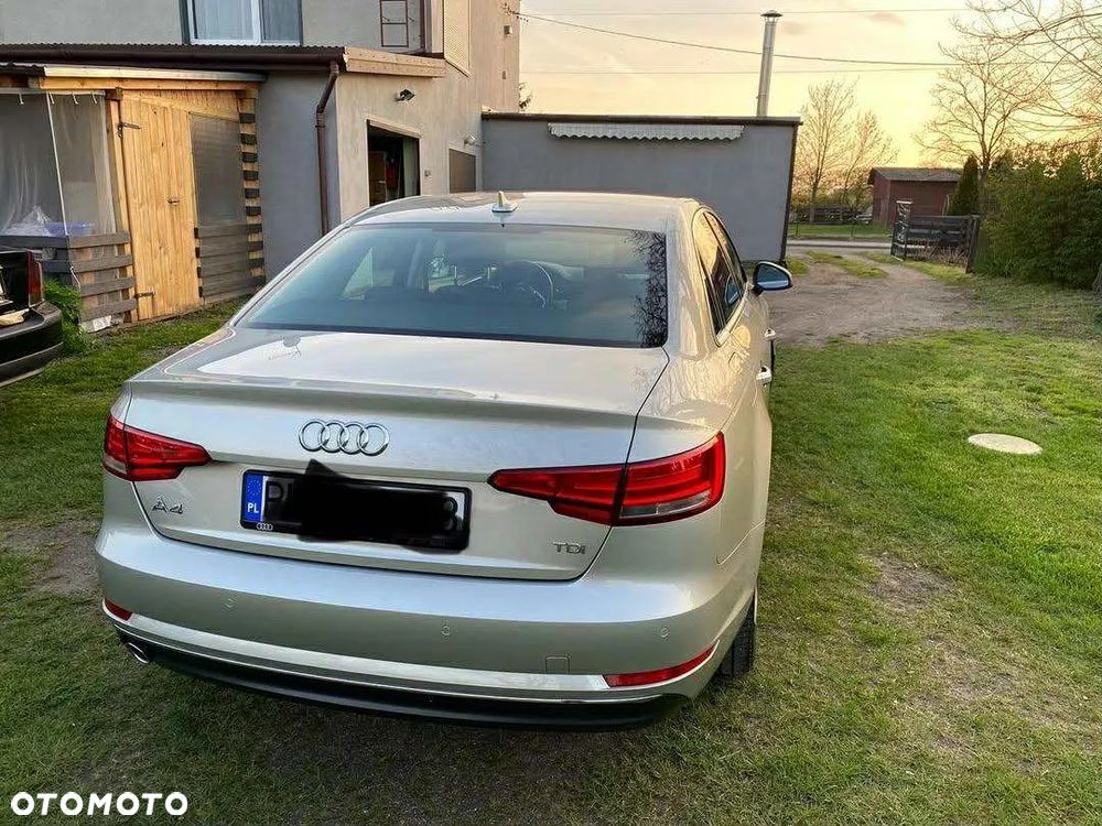 Audi A4 Limousine - 2