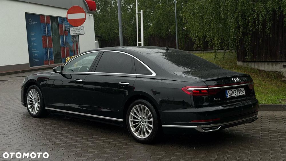Audi A8 - 5