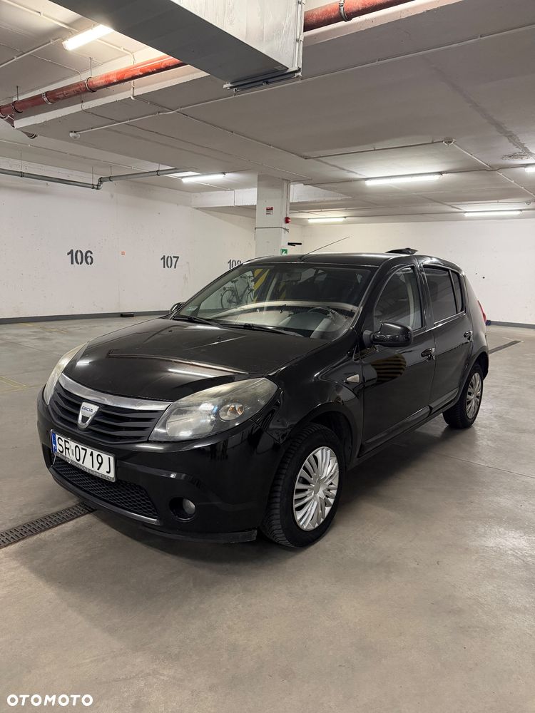 Dacia Sandero - 8