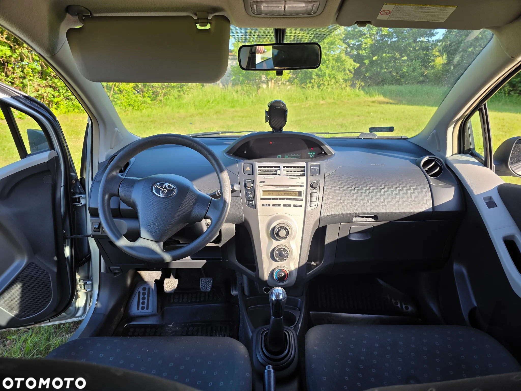 Toyota Yaris 1.4 D-4D - 27