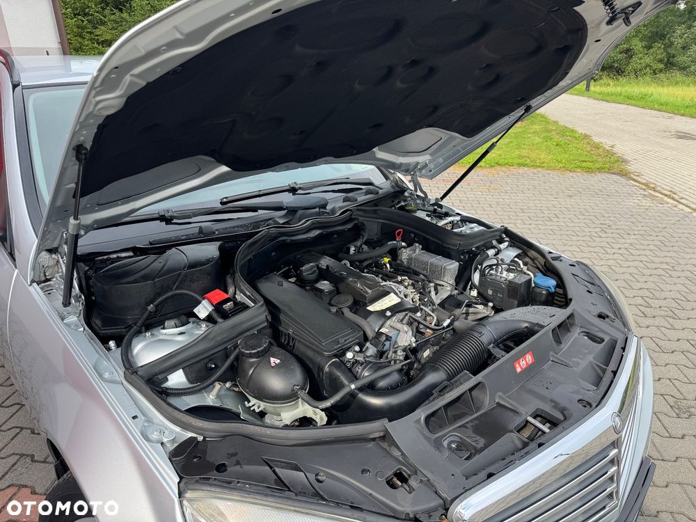 Mercedes-Benz Klasa C 200 CDI DPF Special Edition - 8