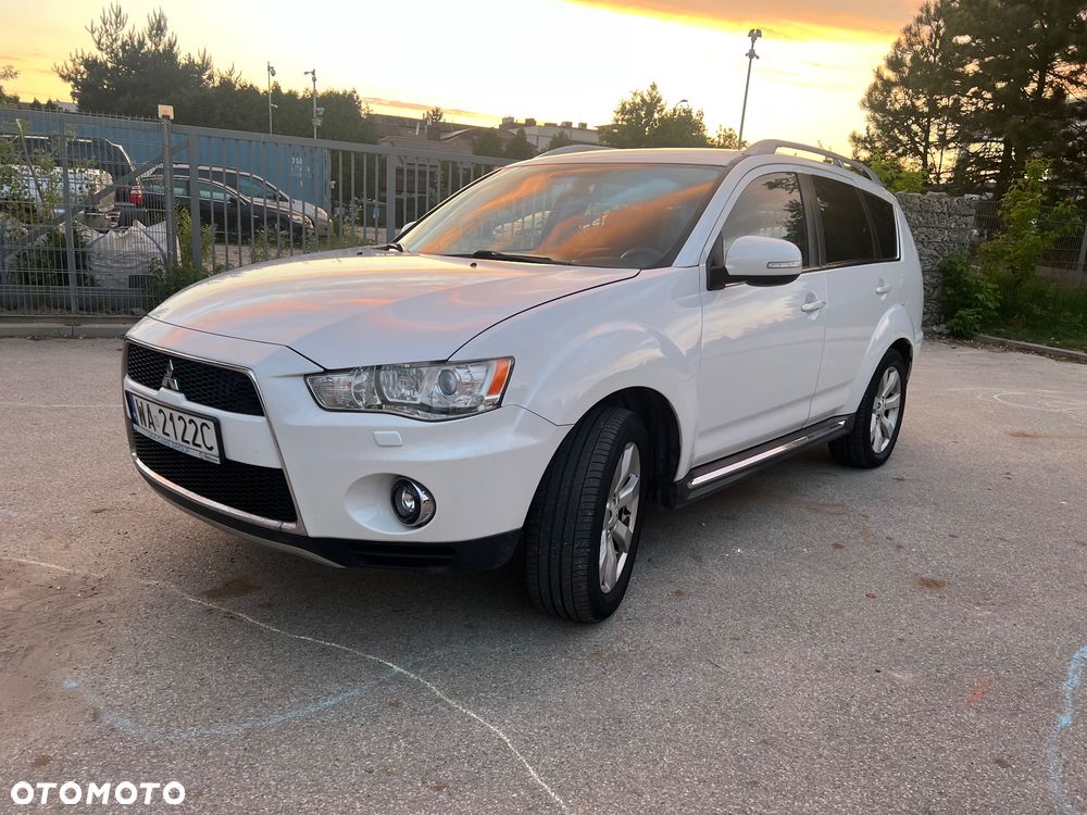 Mitsubishi Outlander 2.0 DI-D 4WD Intense - 3