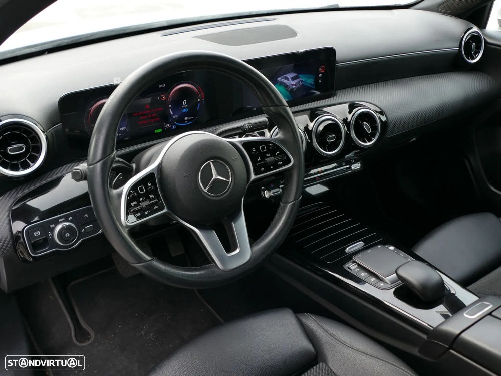 Mercedes-Benz A 250 Limousine e Style Plus - 22