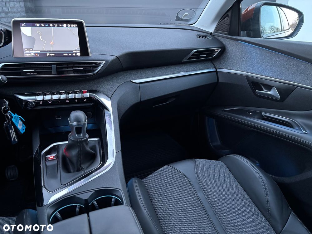 Peugeot 3008 HDi 150 Allure - 10