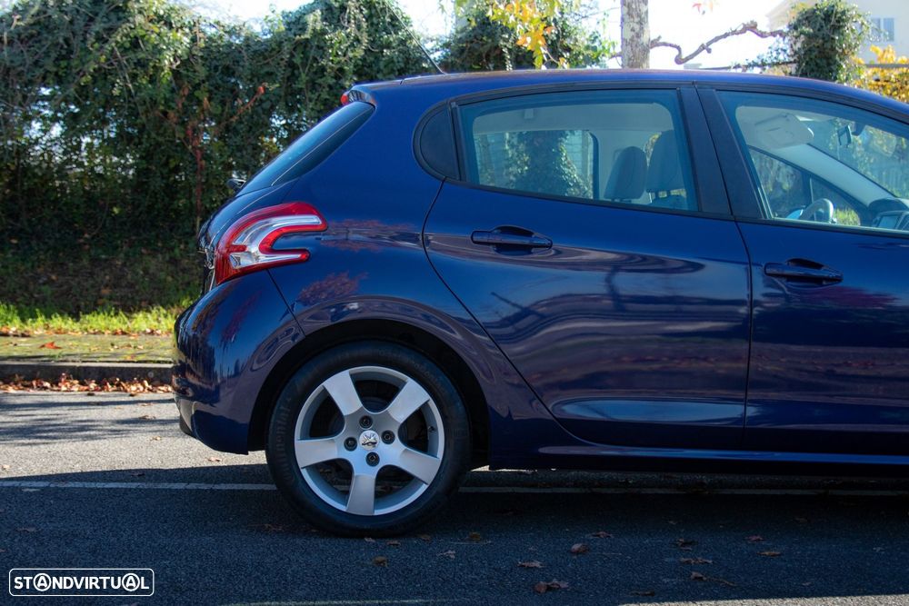 Peugeot 208 1.4 HDi - 15