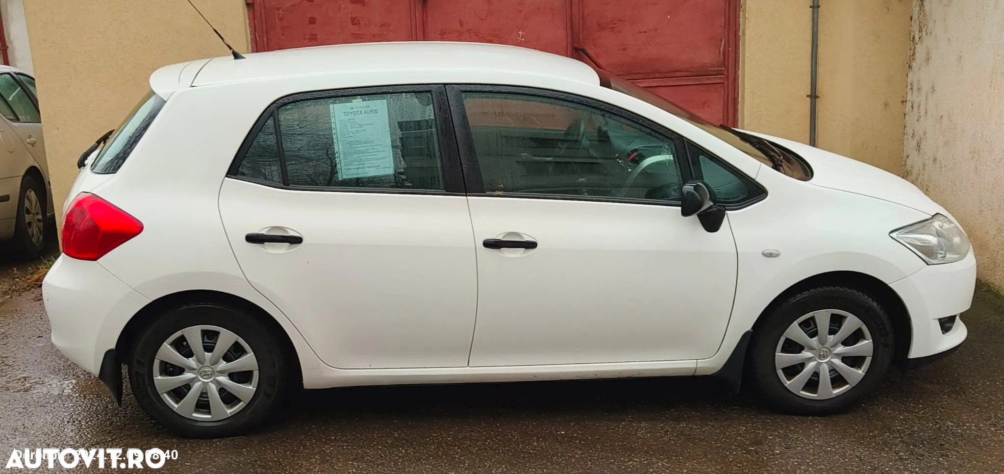 Toyota Auris 1.3 Dual VVT-i Terra - 3