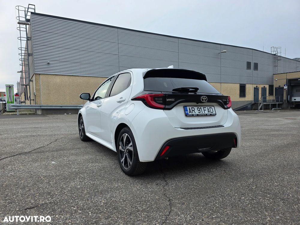 Toyota Yaris 116 1.5 VVT-i Team Deutschland - 4