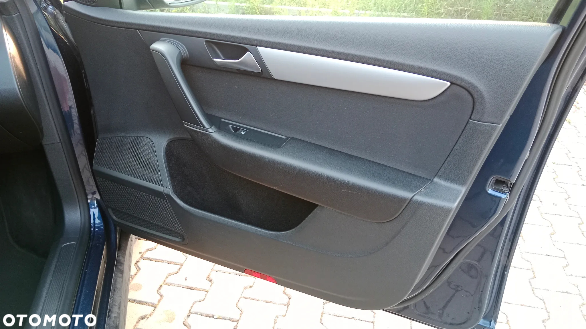 Volkswagen Passat 1.6 TDI Comfortline - 17