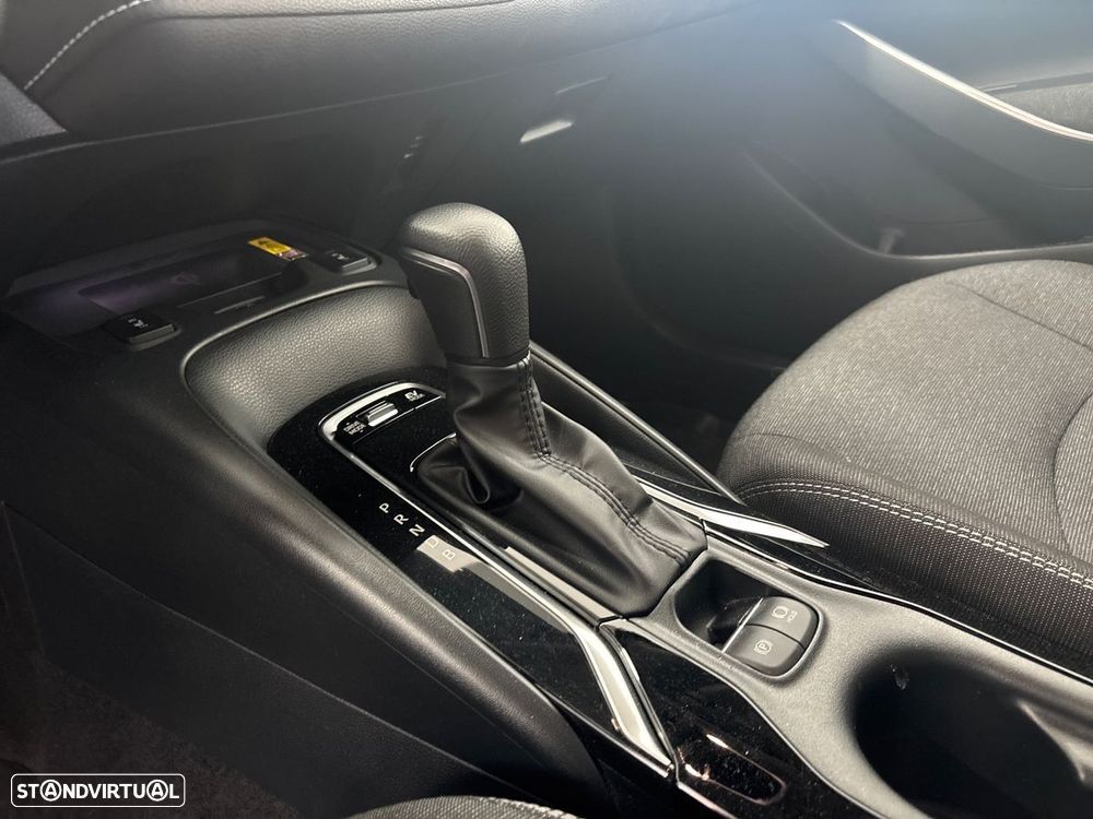 Toyota Corolla 1.8 Hybrid Exclusive - 21