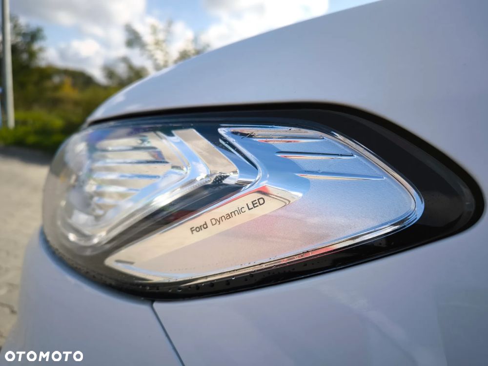 Ford Mondeo 2.0 EcoBlue Titanium - 20