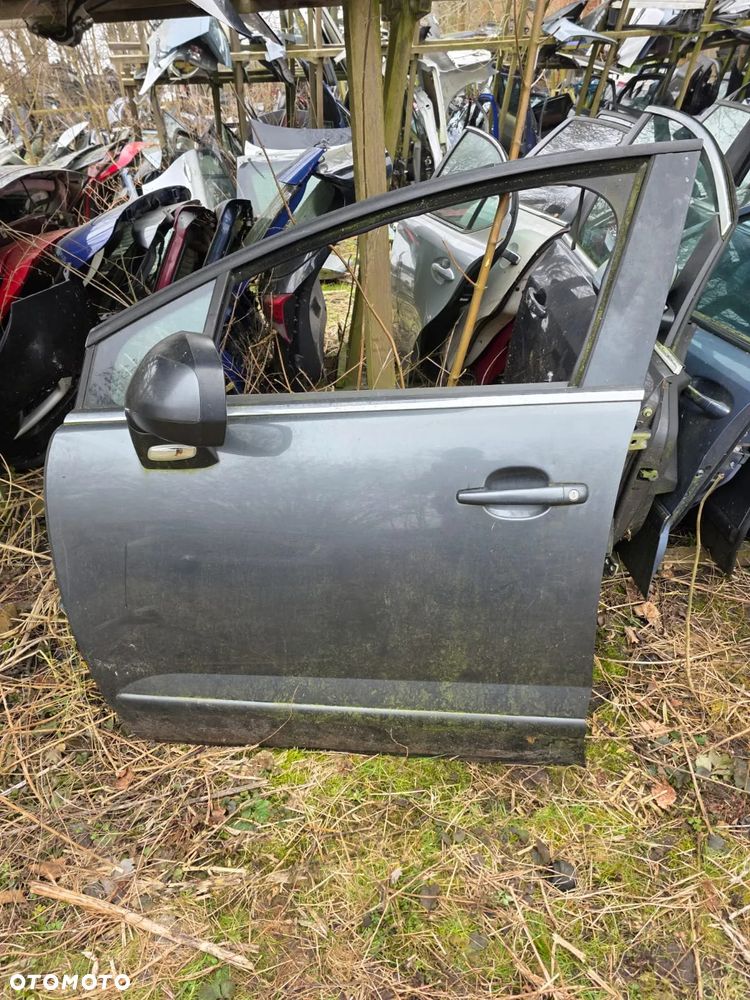 Drzwi  LEWE PRZEDNIE CITROEN C4