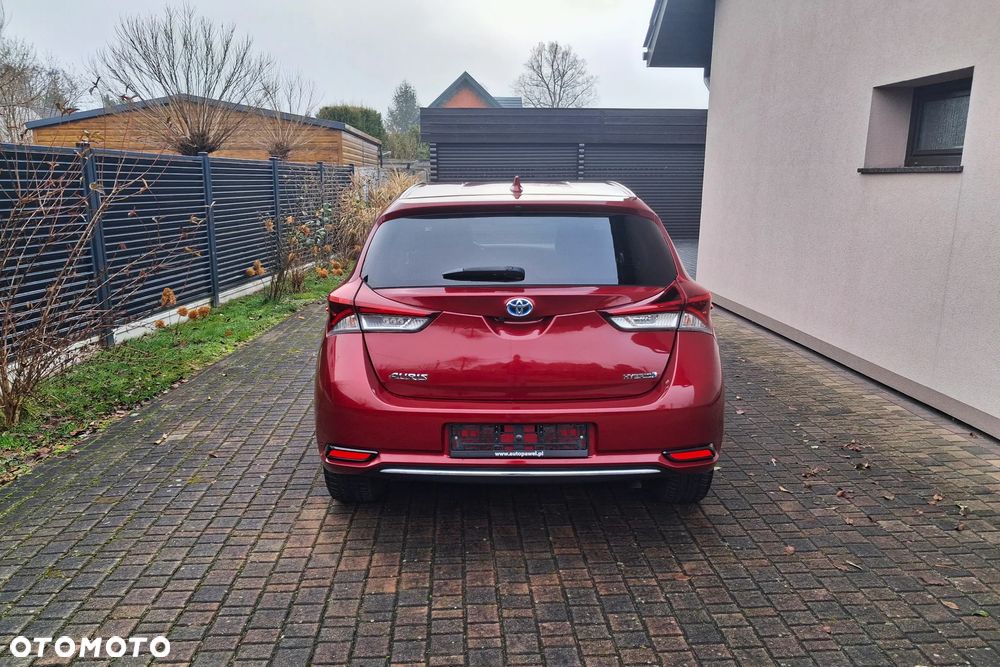 Toyota Auris 1.8 VVT-i Automatik Team Deutschland - 3