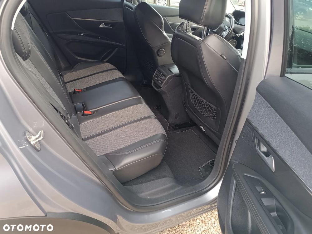 Peugeot 3008 1.6 HDi Active - 31