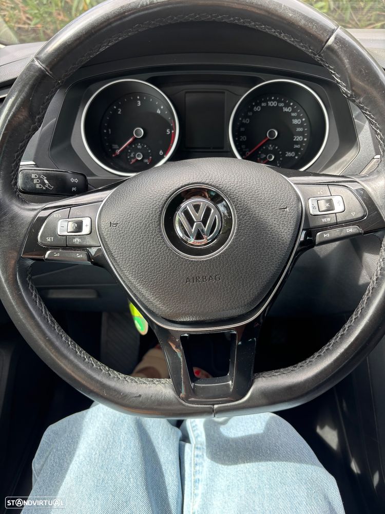 VW Tiguan - 4