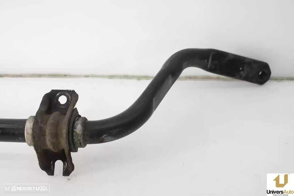 BARRA ESTABILIZADORA FRONTAL NISSAN NP300 NAVARA 2006 -DEL. - 4