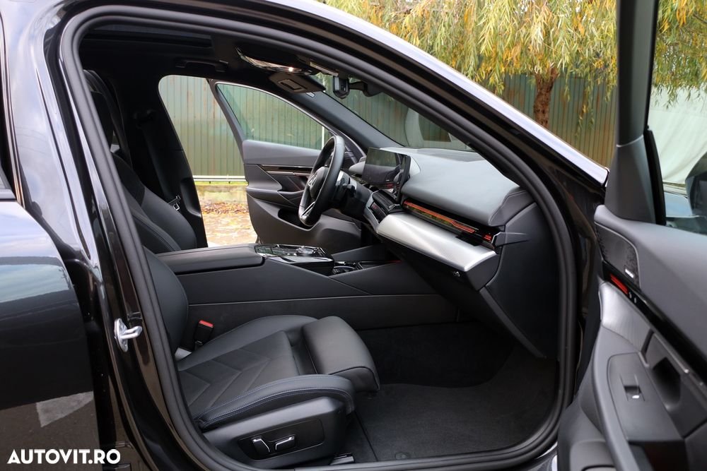 BMW Seria 5 520d AT MHEV - 28