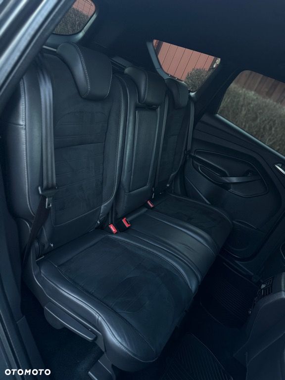 Ford Kuga 2.0 TDCi 4x4 ST-Line - 31