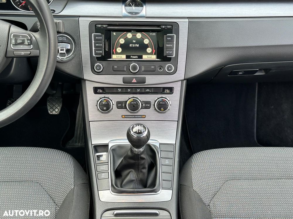 Volkswagen Passat - 7