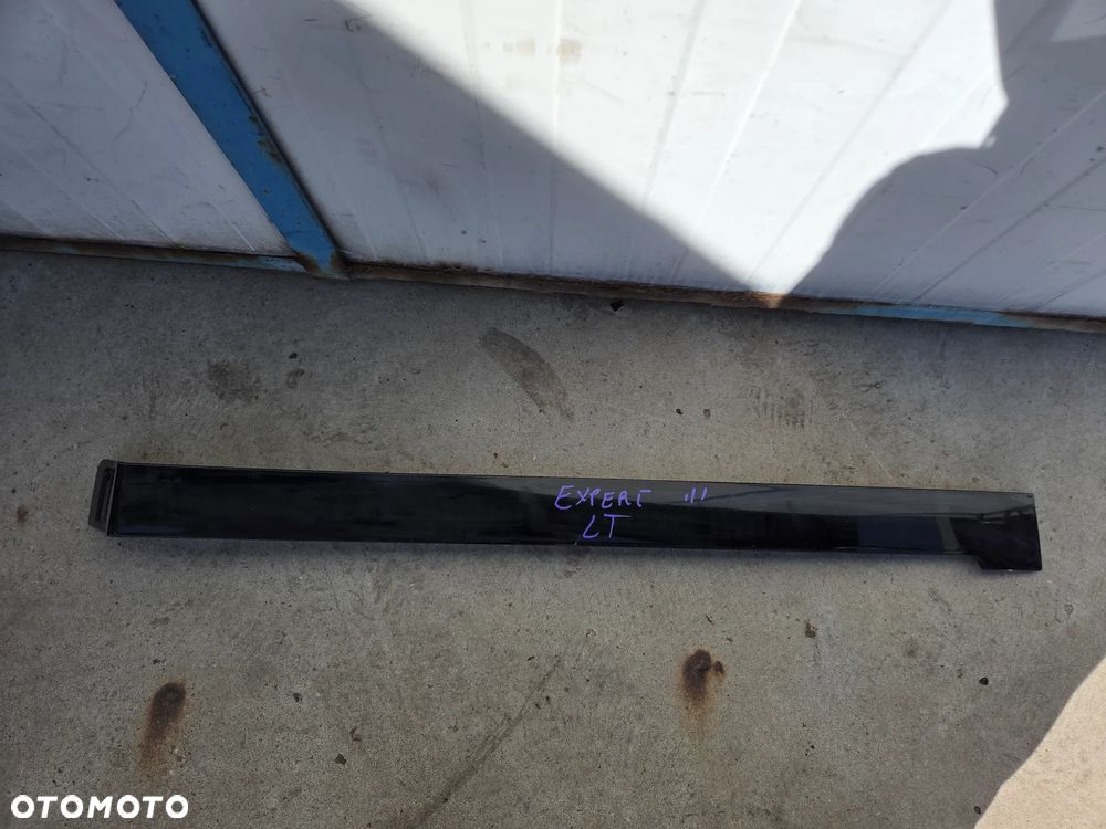 Listwa osłona maskująca prowadnice lewa strona  Peugeot Expert III Proace III Jumpy III - 1