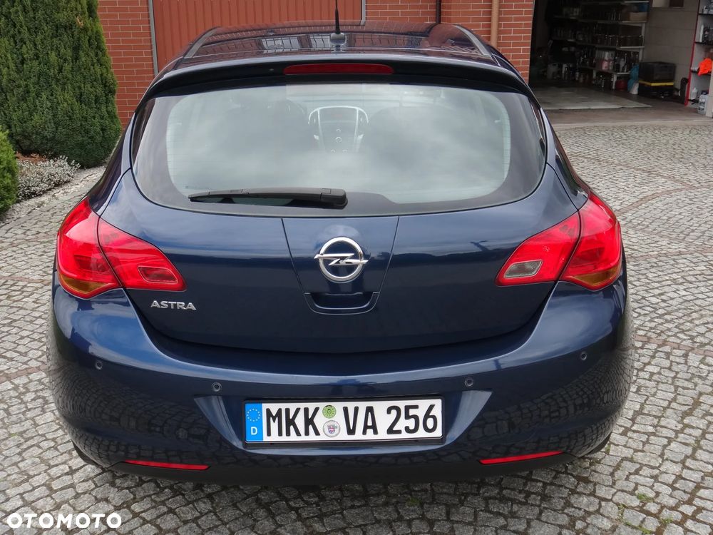 Opel Astra 1.6 Edition Sport - 23