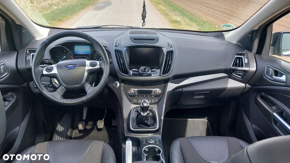 Ford Kuga 2.0 TDCi 2x4 Individual - 12
