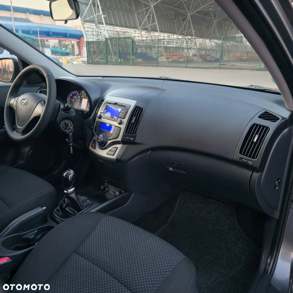 Hyundai i30 1.4 Blue Classic - 27