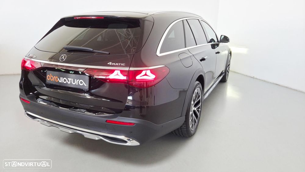Mercedes-Benz E 300 de 4Matic All-Terrain - 5