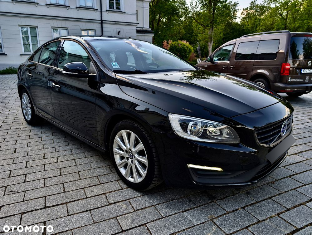 Volvo S60 D3 Drive-E Summum - 3