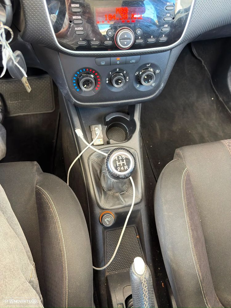 Fiat Punto - 22