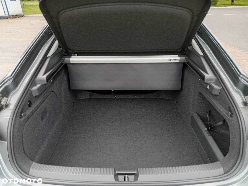 Skoda Superb 2.0 TDI SCR Edition 130 DSG - 22