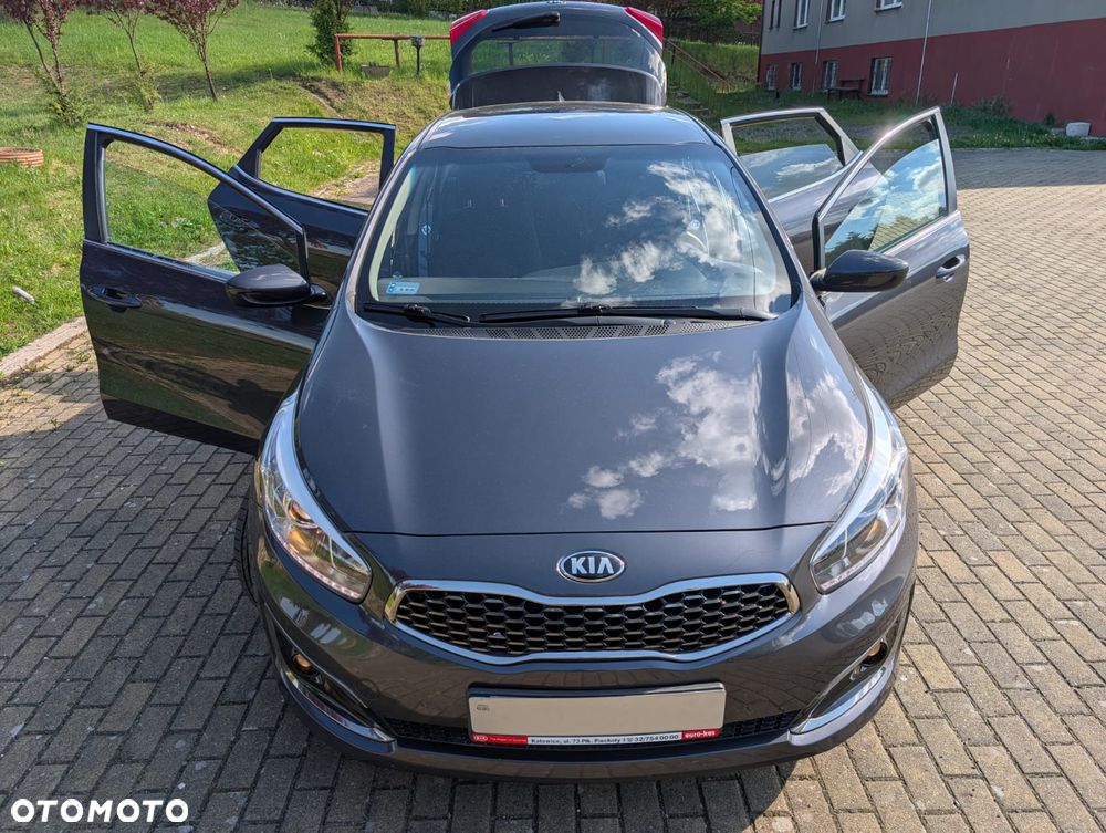 Kia Ceed 1.4 L - 34