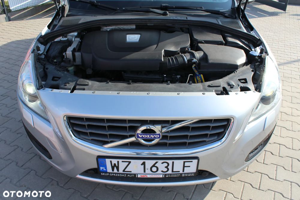 Volvo S60 D3 Summum - 35