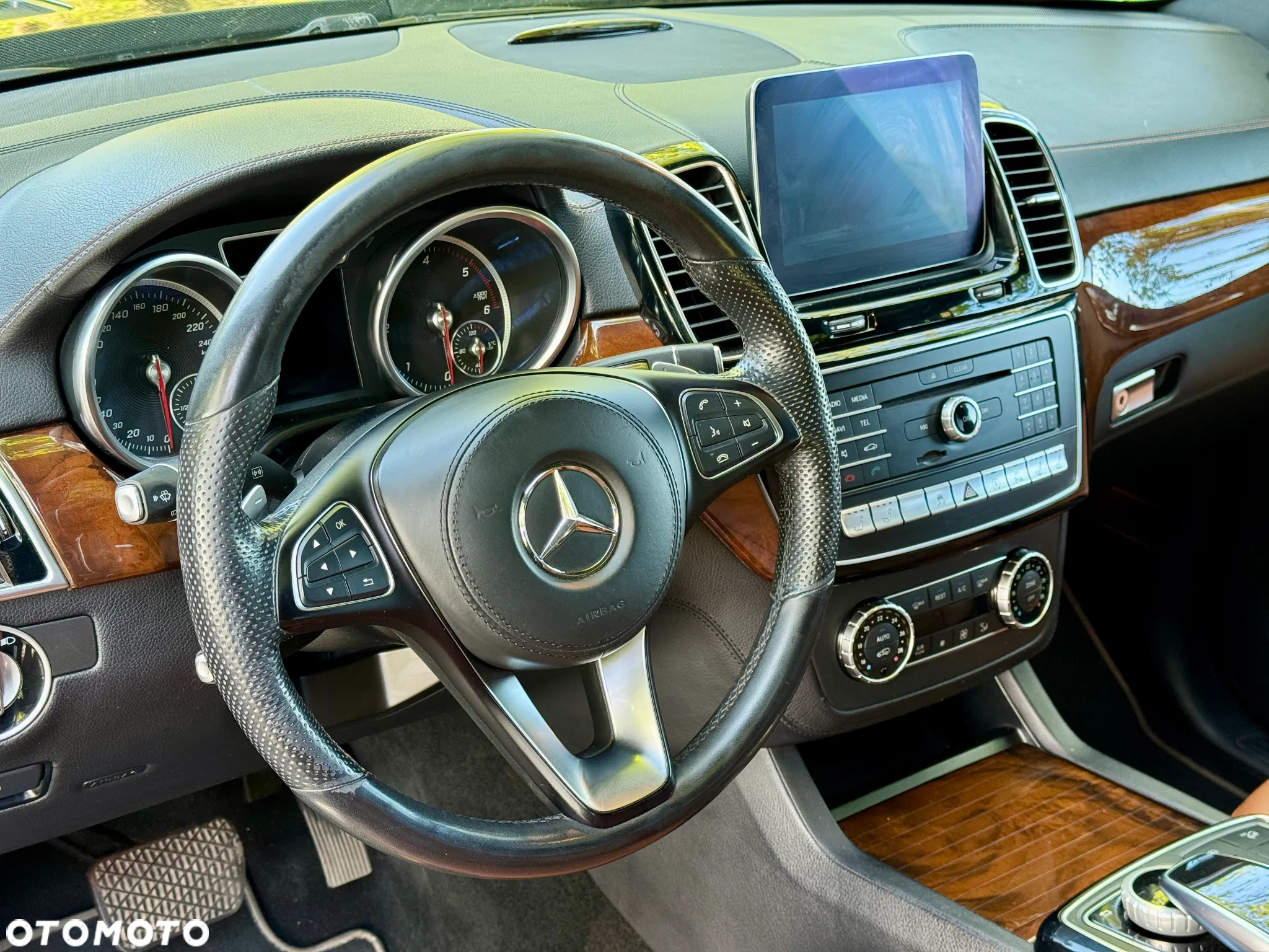 Mercedes-Benz GLS 350 d 4-Matic - 18