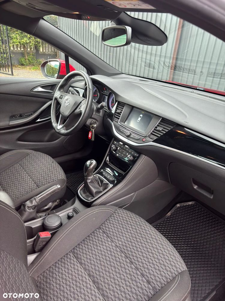 Opel Astra 1.4 Turbo Innovation - 15