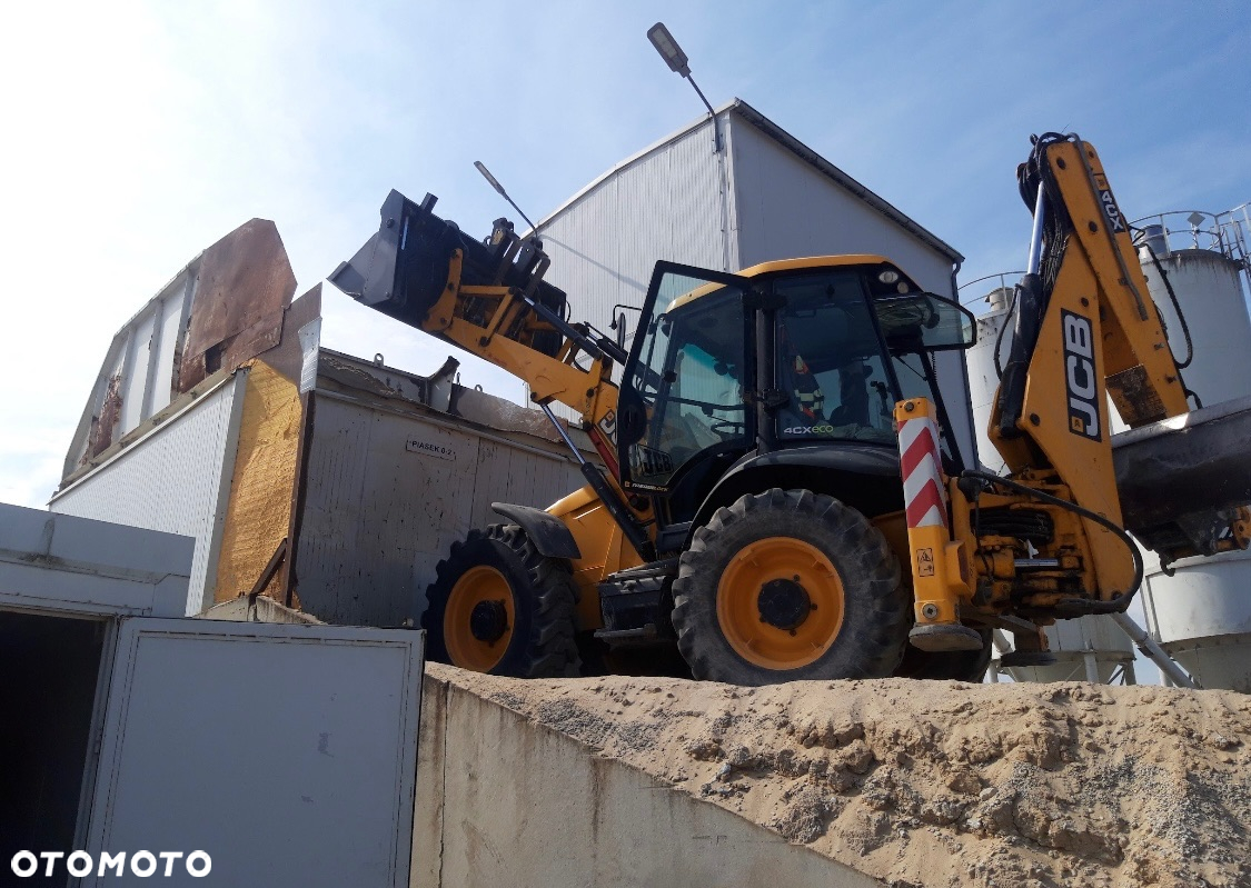 JCB 4CX - 3