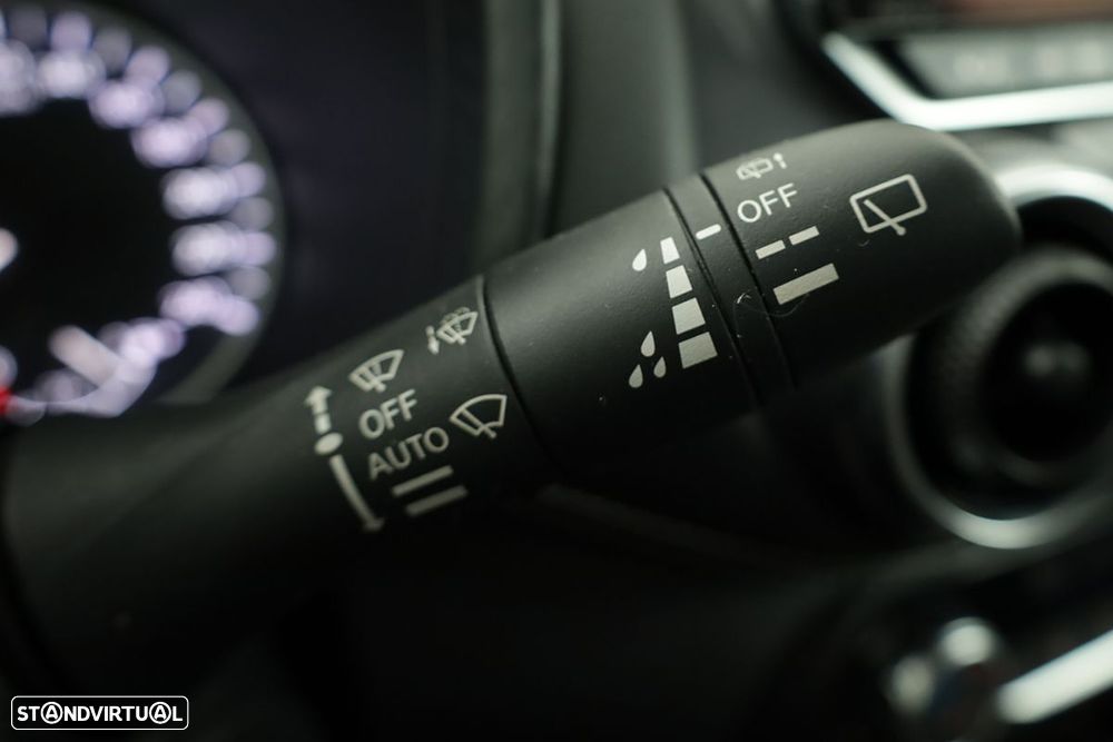 Nissan Juke 1.0 DIG-T N-Connecta DCT - 18