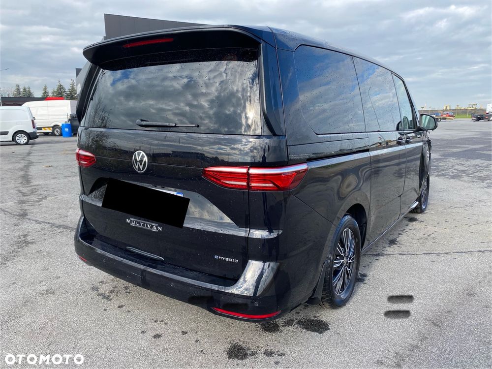Volkswagen Multivan - 4