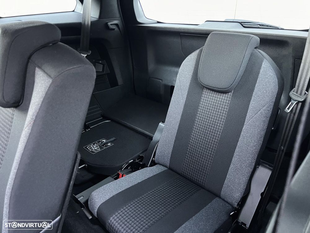 Peugeot 5008 PureTech 130 EAT8 Stop & Start Active Business-Pack - 37